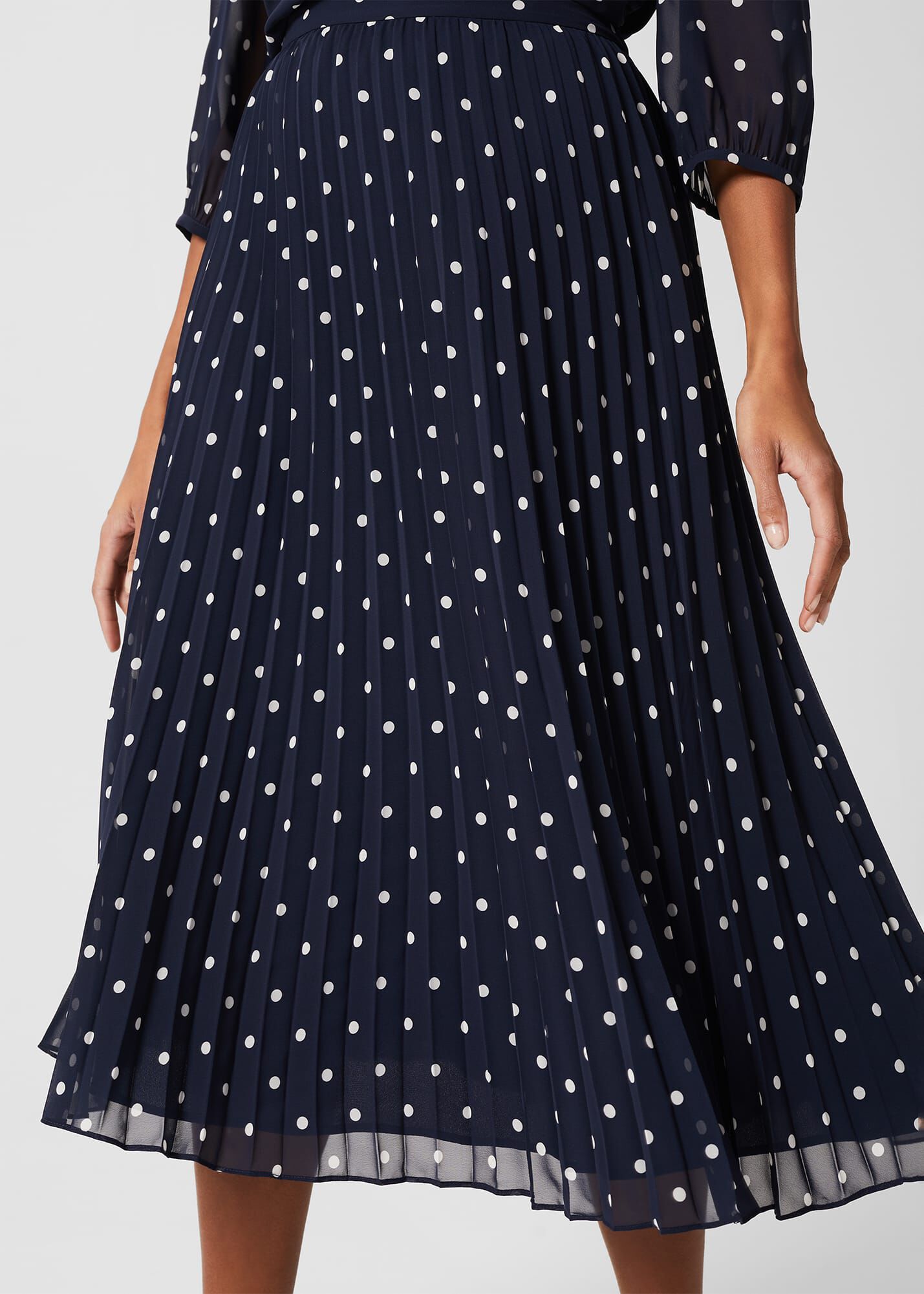 Losie Spot Pleated Skirt