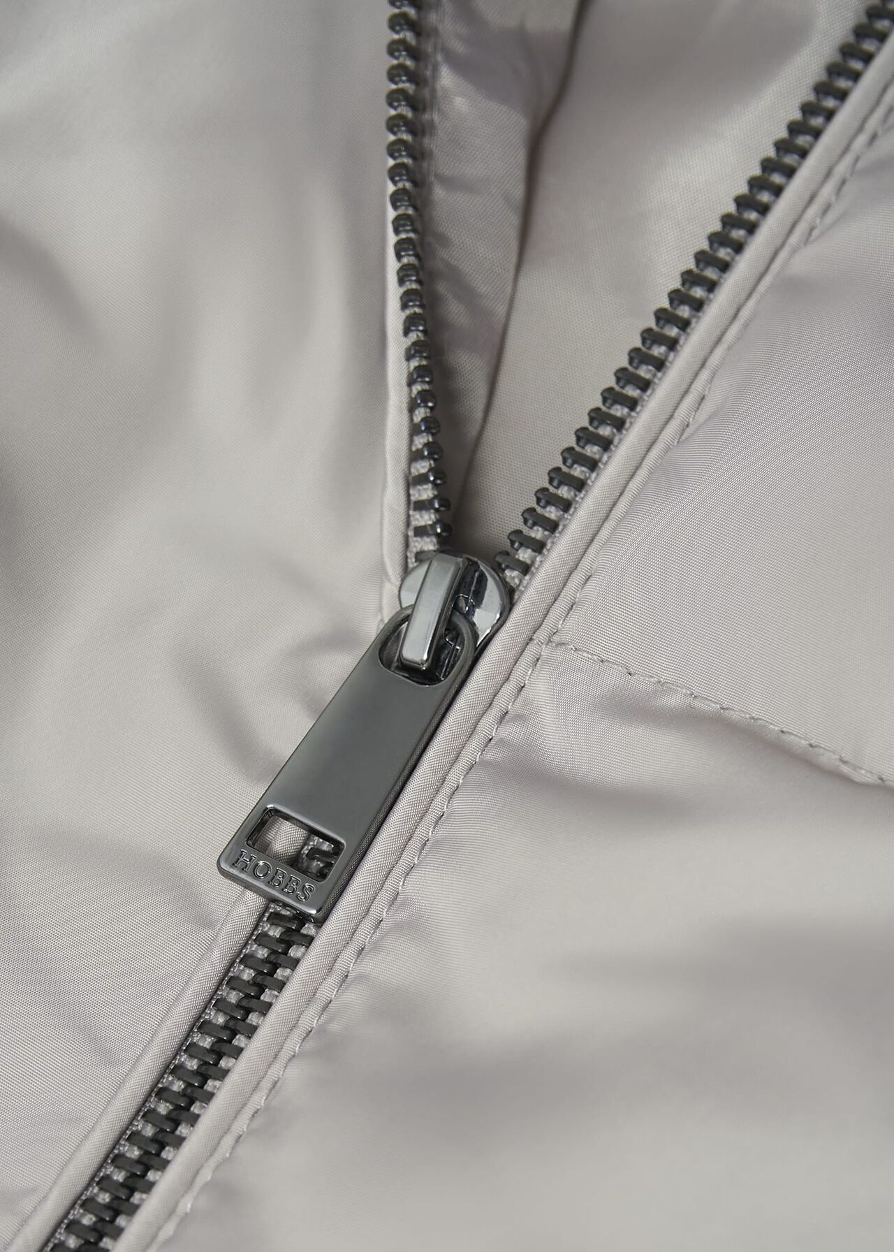 Darla Puffer, Buff Grey, hi-res