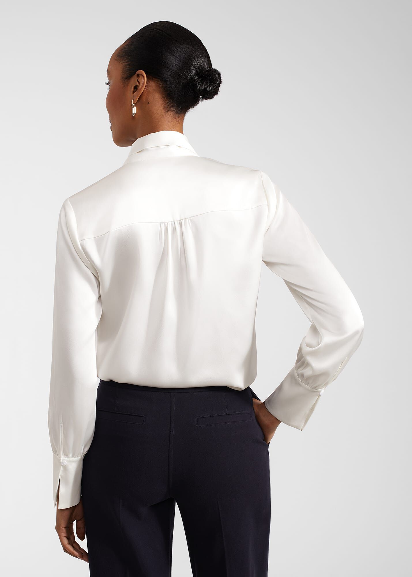 LAULEN（ローレン）の「Back tie blouse（シャツ/ブラウス