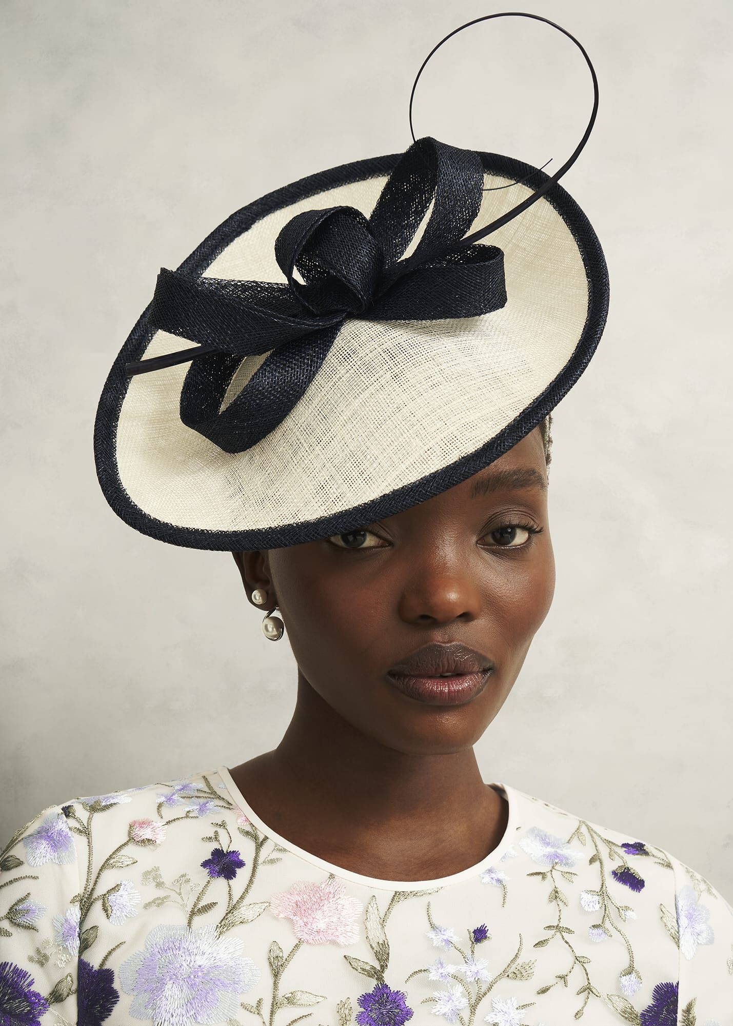 ★Hobbs London★ スーザン ファシネーター Susan Fascinator Women's Dark Navy Bow Fascinator | Hobbs UK |