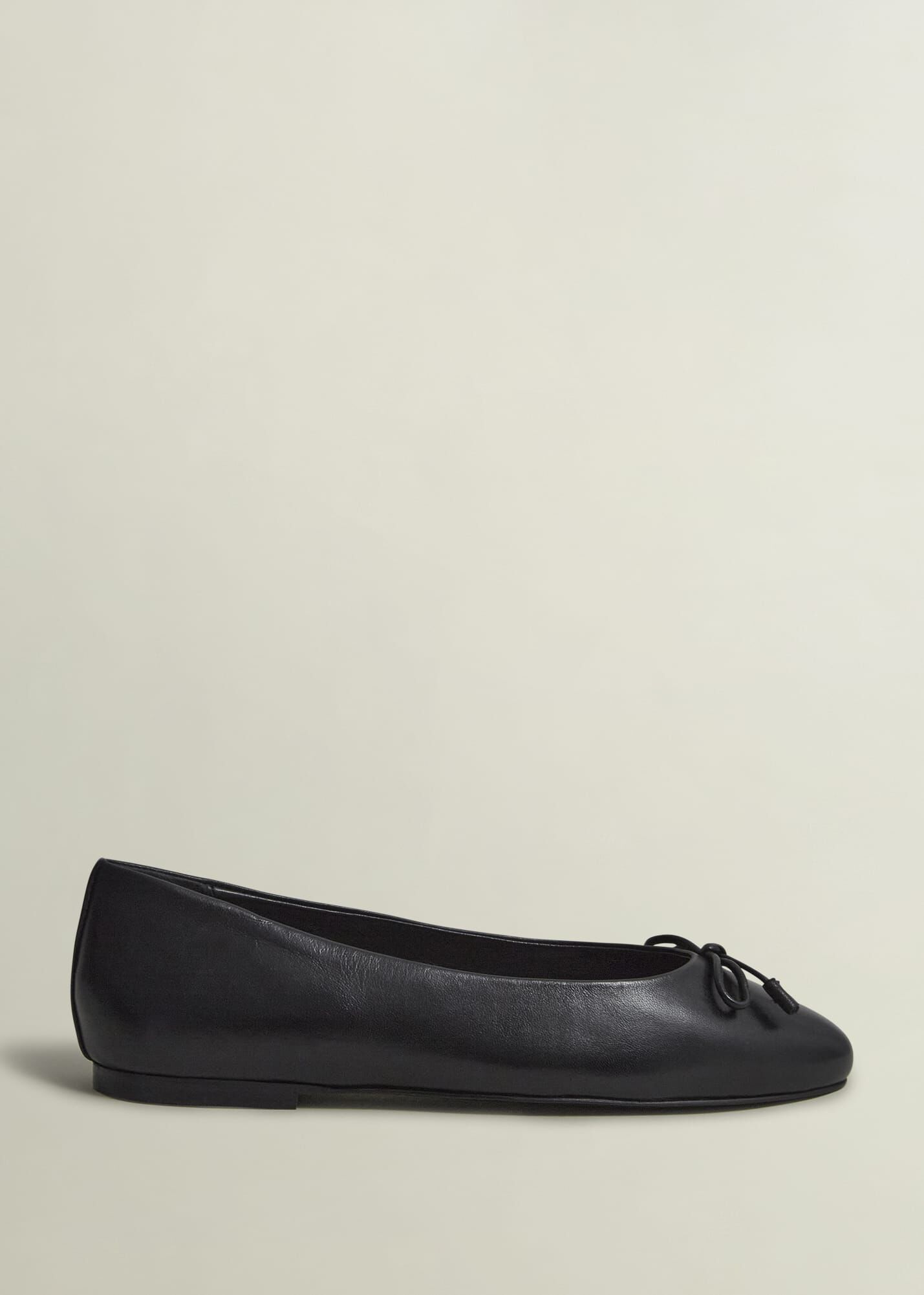 Black ballet flats australia hotsell