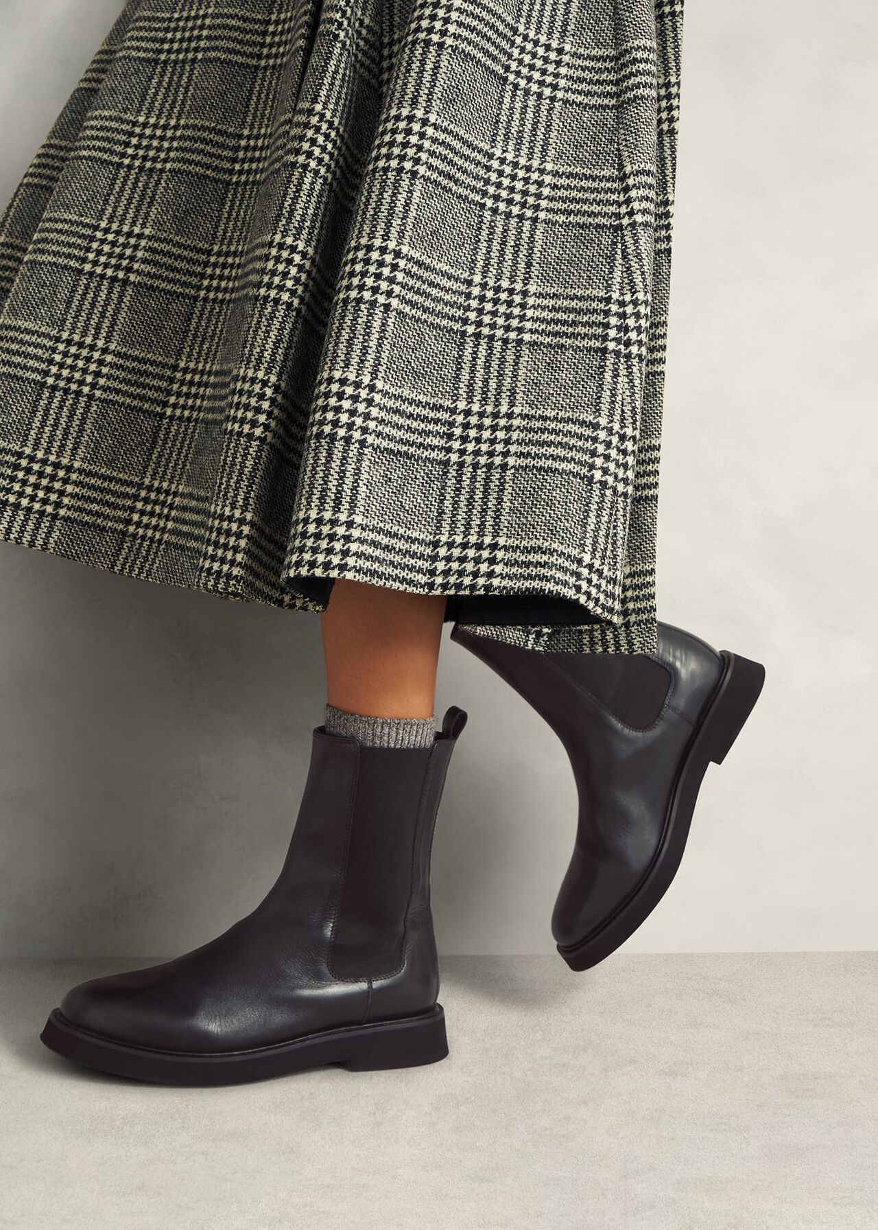 Sawyer Leather Chelsea Boots, Black, hi-res