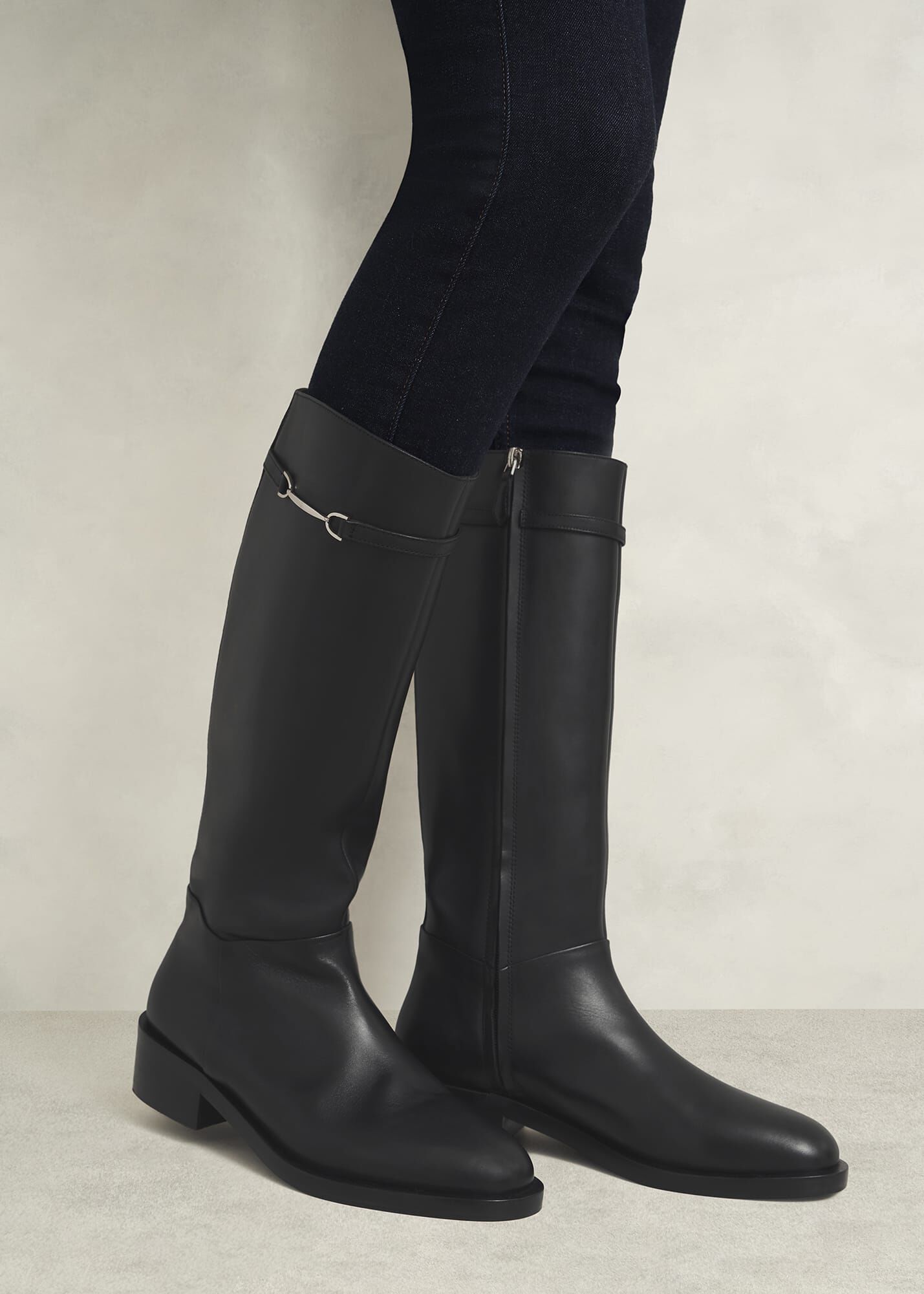 Uma Knee Boots Hobbs US