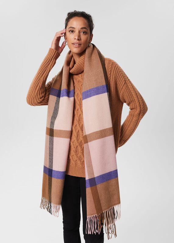 Elsa Scarf