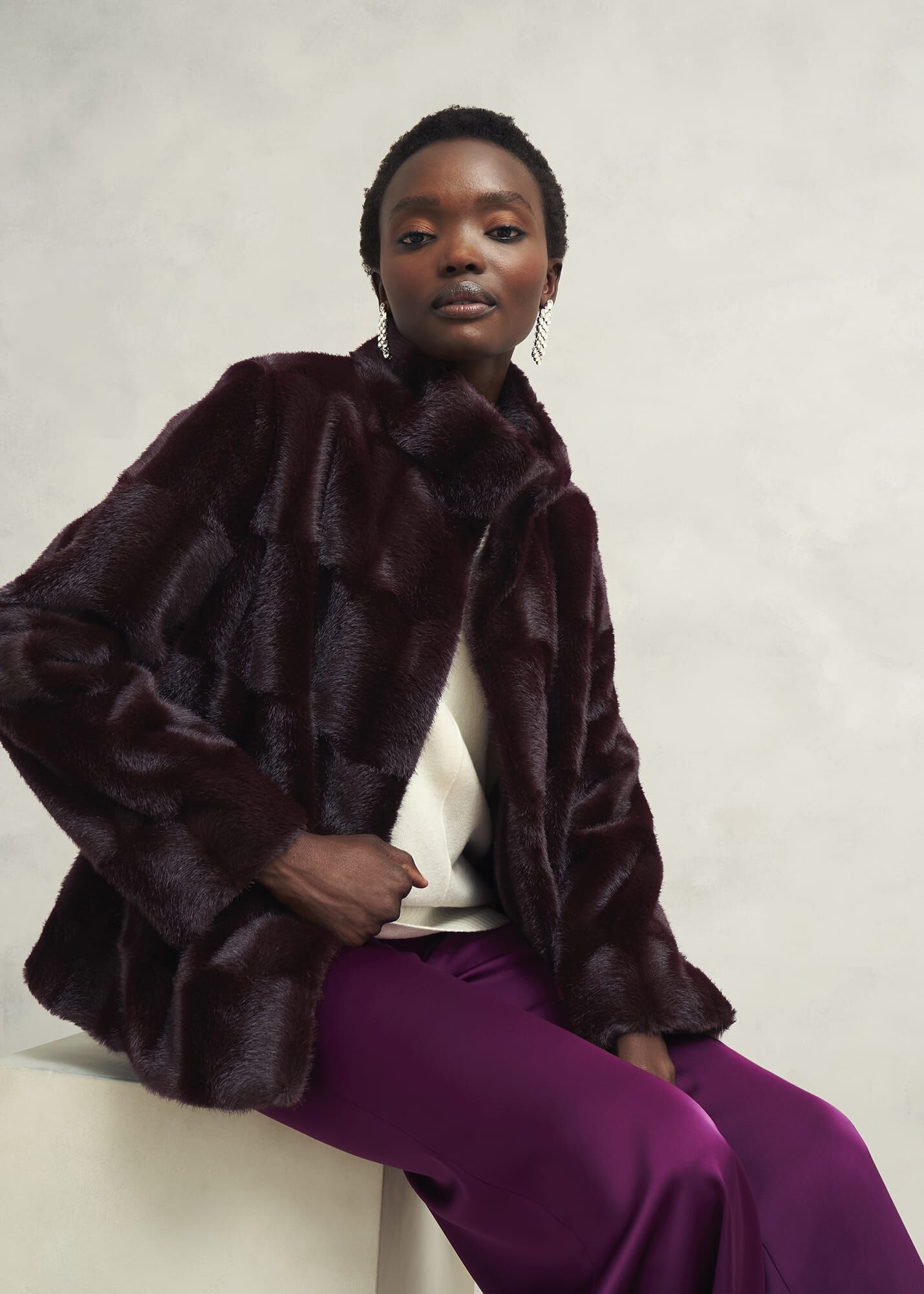 某メーカー Andrea Faux | US Hobbs | Coat Fur ジャケット・アウター