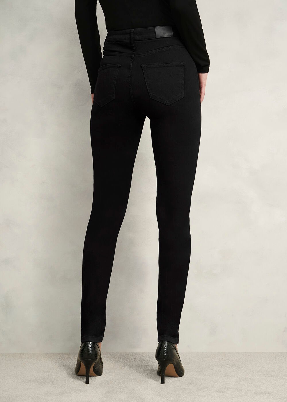 Gia Sculpting Jeans, Black, hi-res