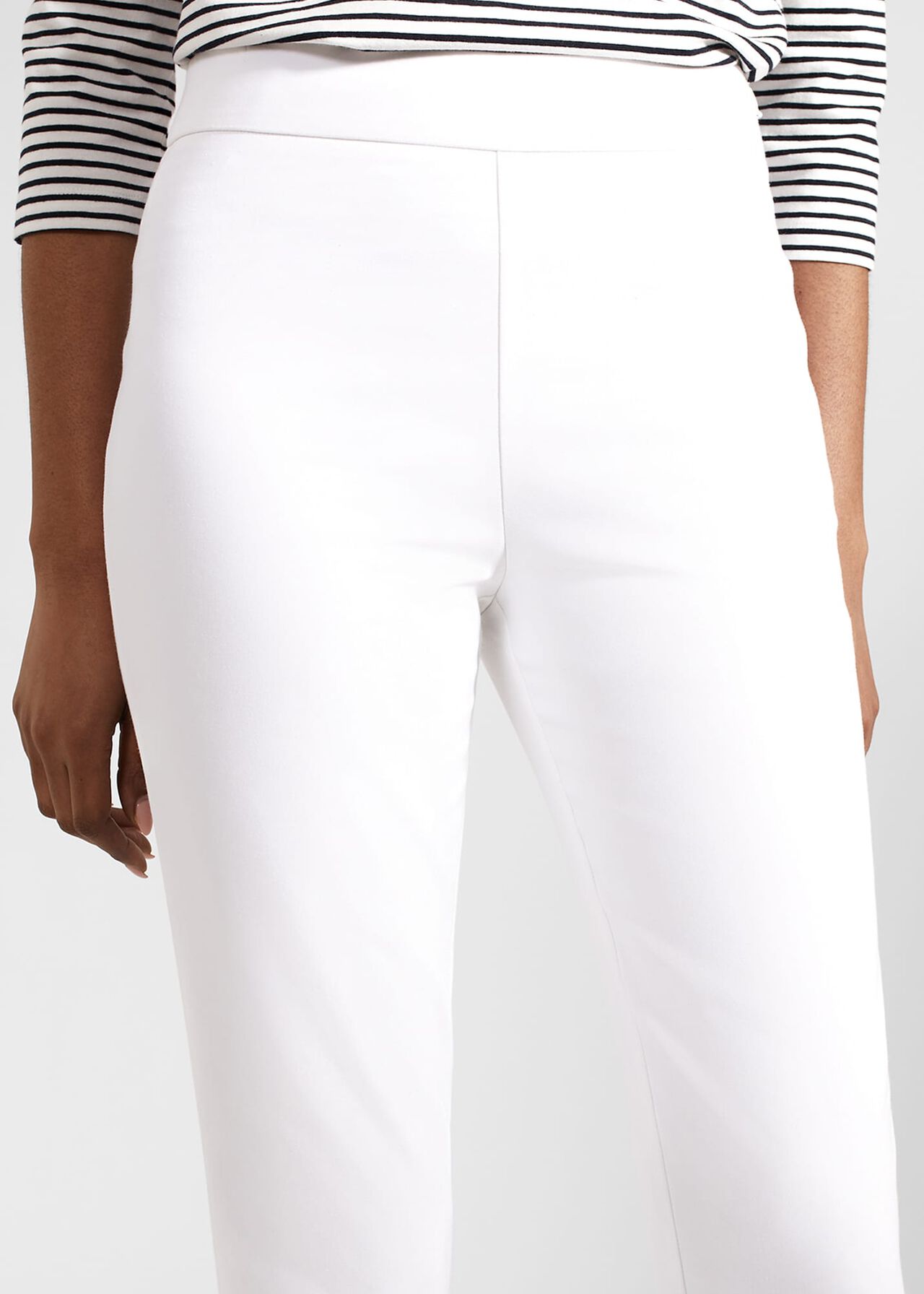 Giselle Capri, White, hi-res