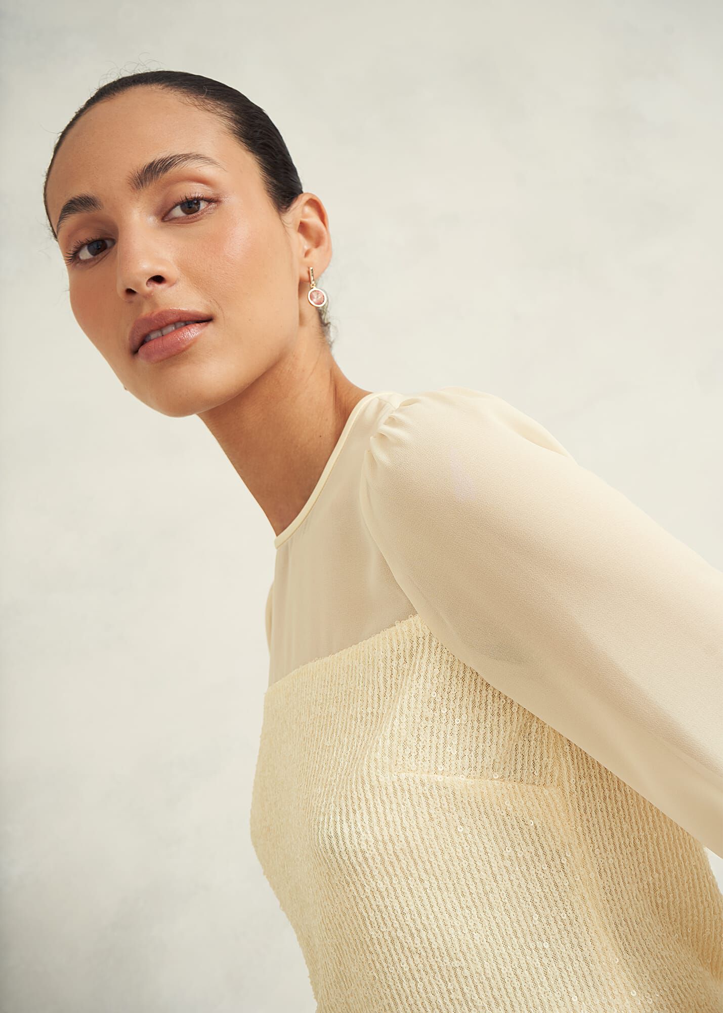 ホブズ HOBBS ZARIAH TOP （EVERGREEN） HOBBS Zariah Sequin Top in Navy | endource