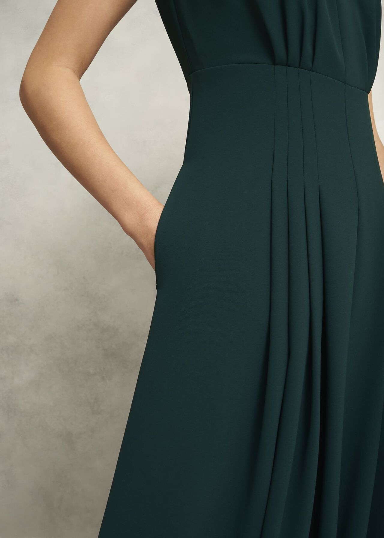 Sophie V Neck Pintuck Dress, Ponderosa Green, hi-res
