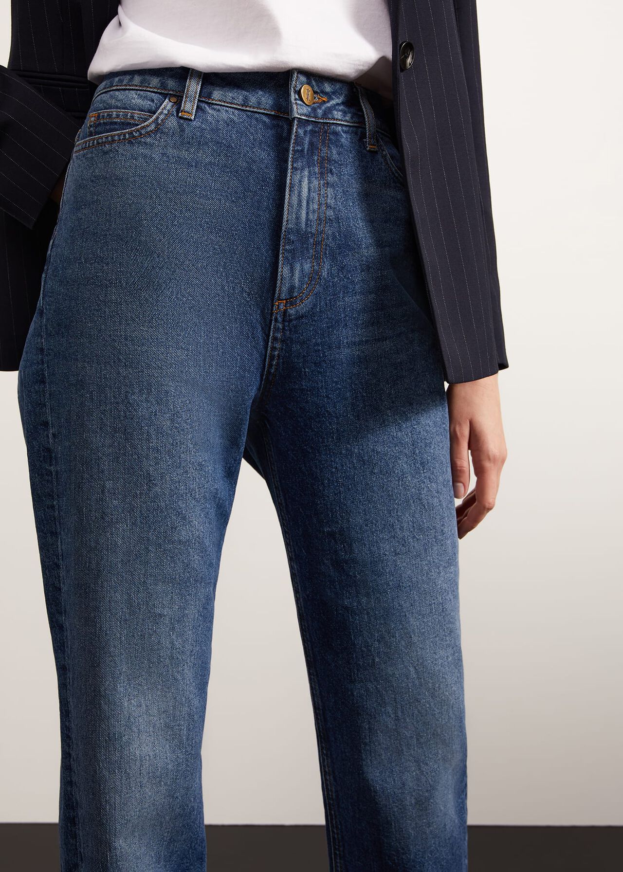 Leigh Straight Jeans, Mid Wash, hi-res