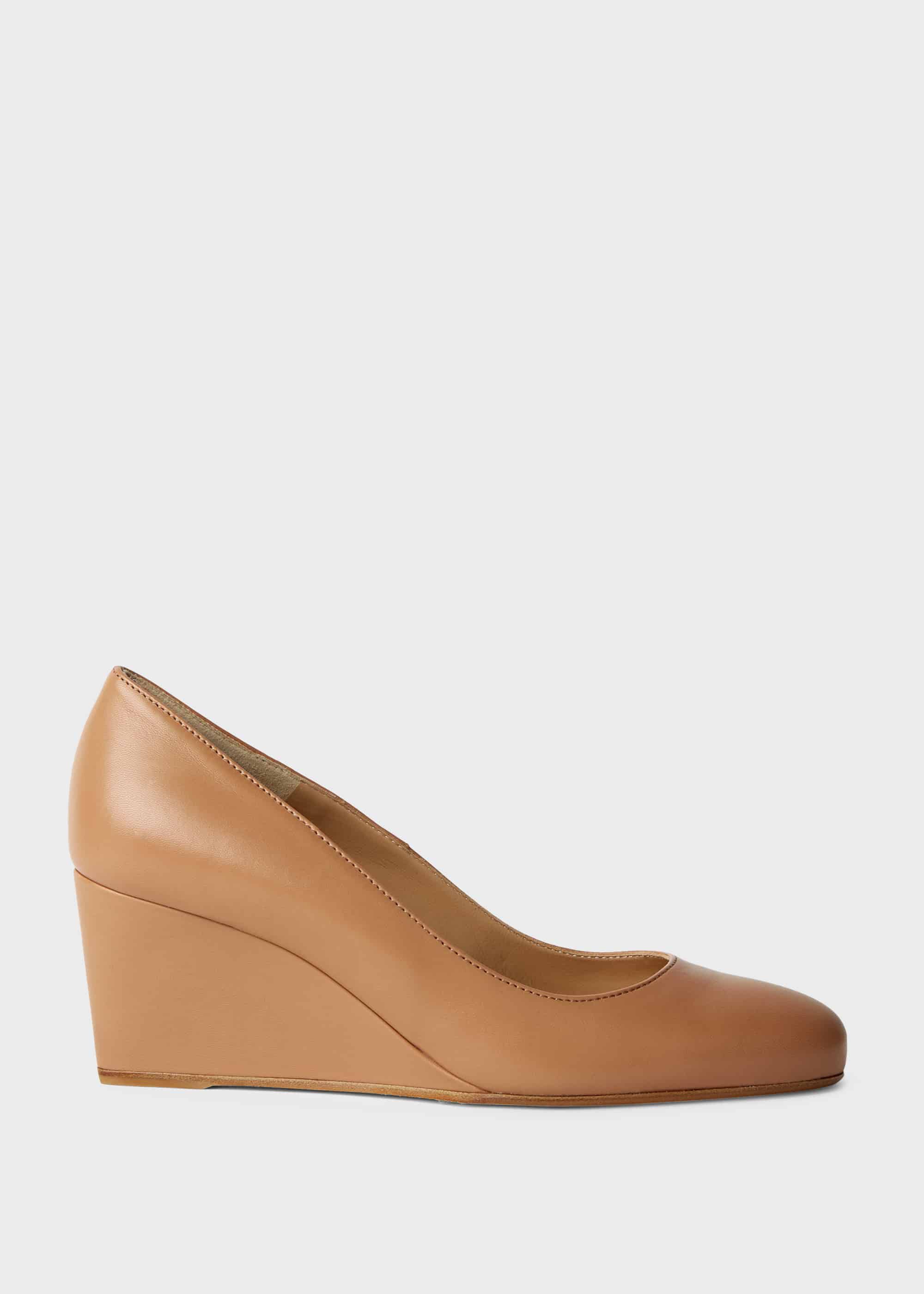 Leather wedge hotsell pumps