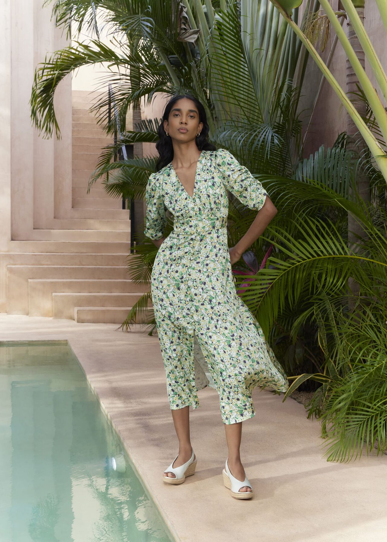 Ennerdale V Neck Midi Dress, Green Multi, hi-res
