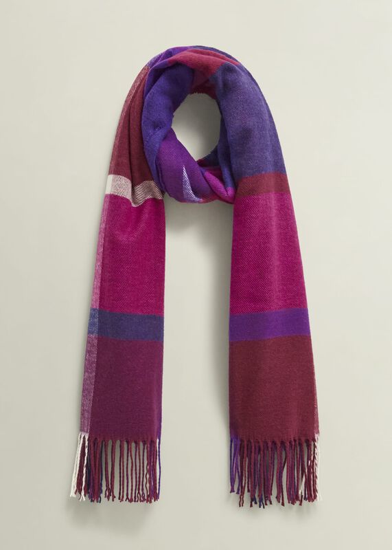 Elsa Scarf