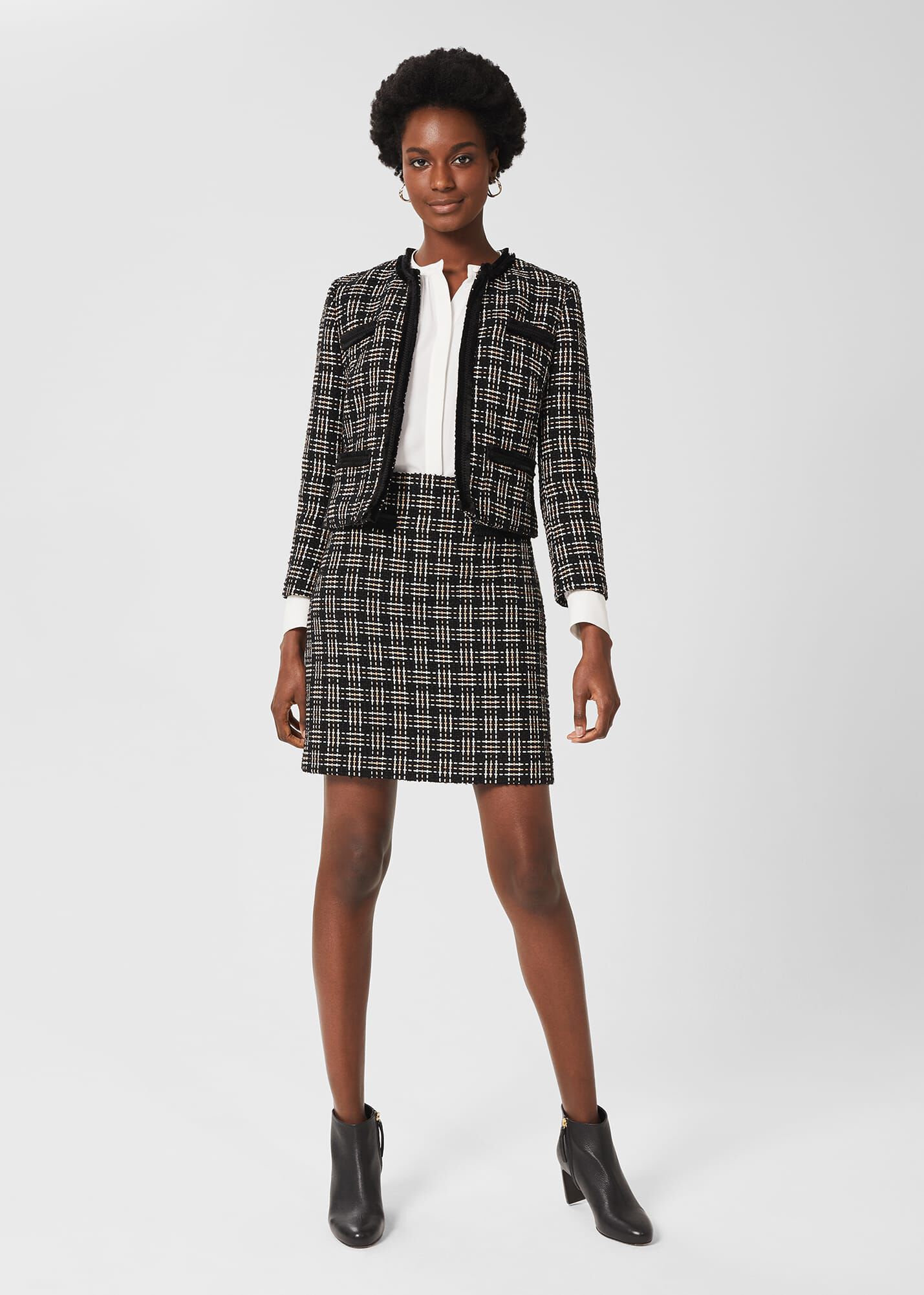 Tweed sale skirt dark