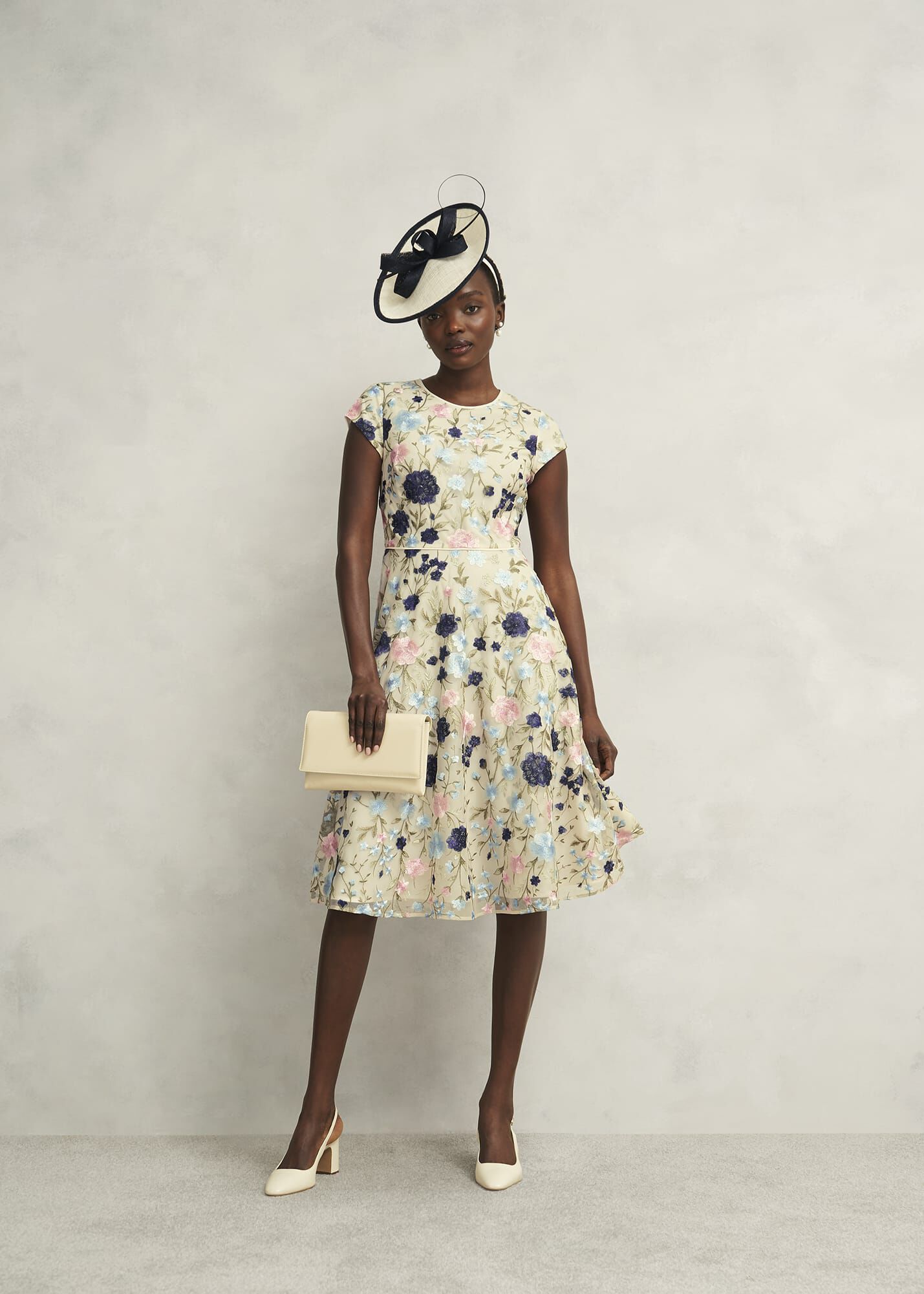 Andrea Colourblock Dress Outfit |