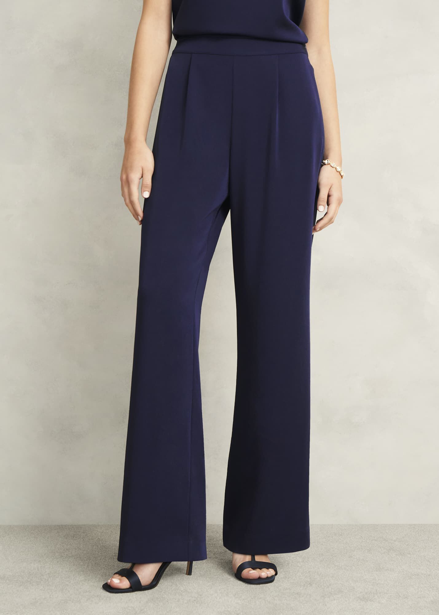Delora Pants | Hobbs US |