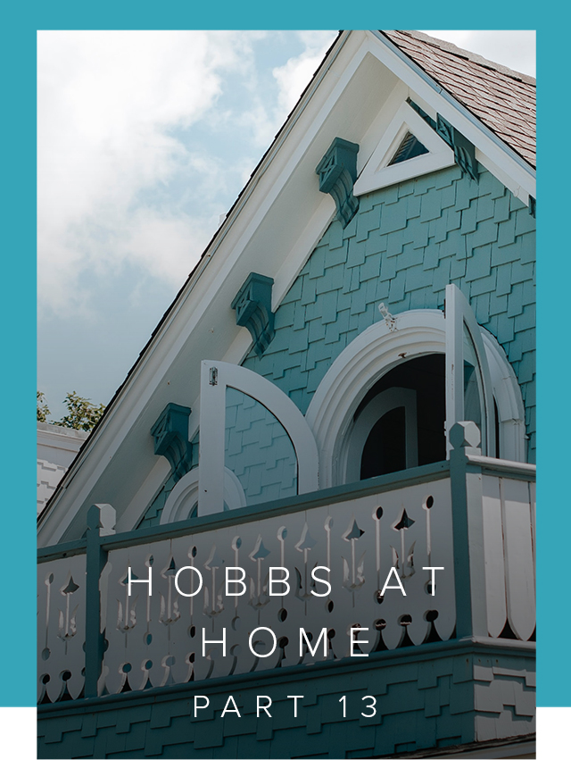 An aqua blue panelled house in Martha's Vineyard, America isthe back drop for this weelk's Hobbs at Home.