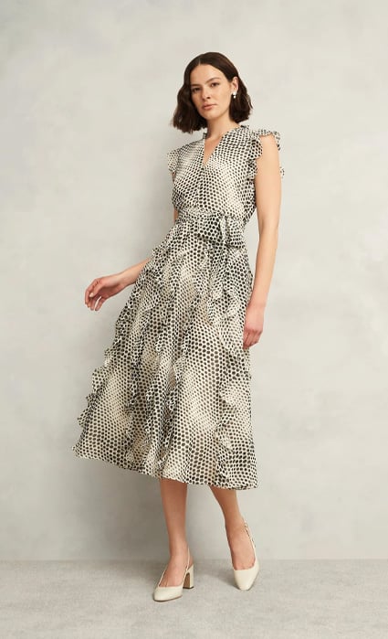 A gallery of six product images of Hobbs fascinators.