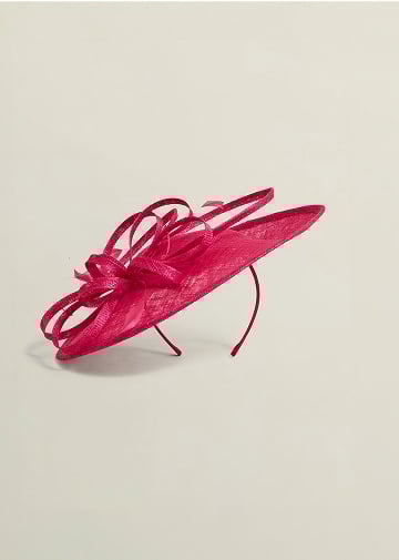 A gallery of six product images of Hobbs fascinators.