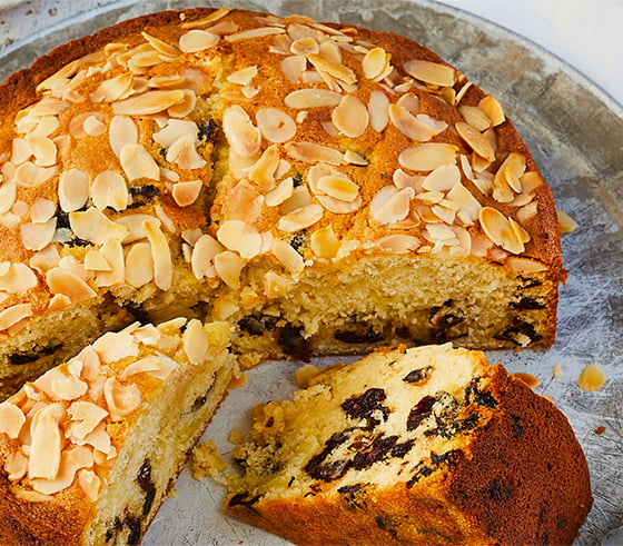Prue Leith's Cherry and almond cake