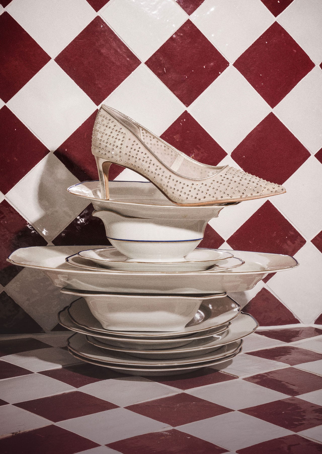 A Hobbs SHOES.