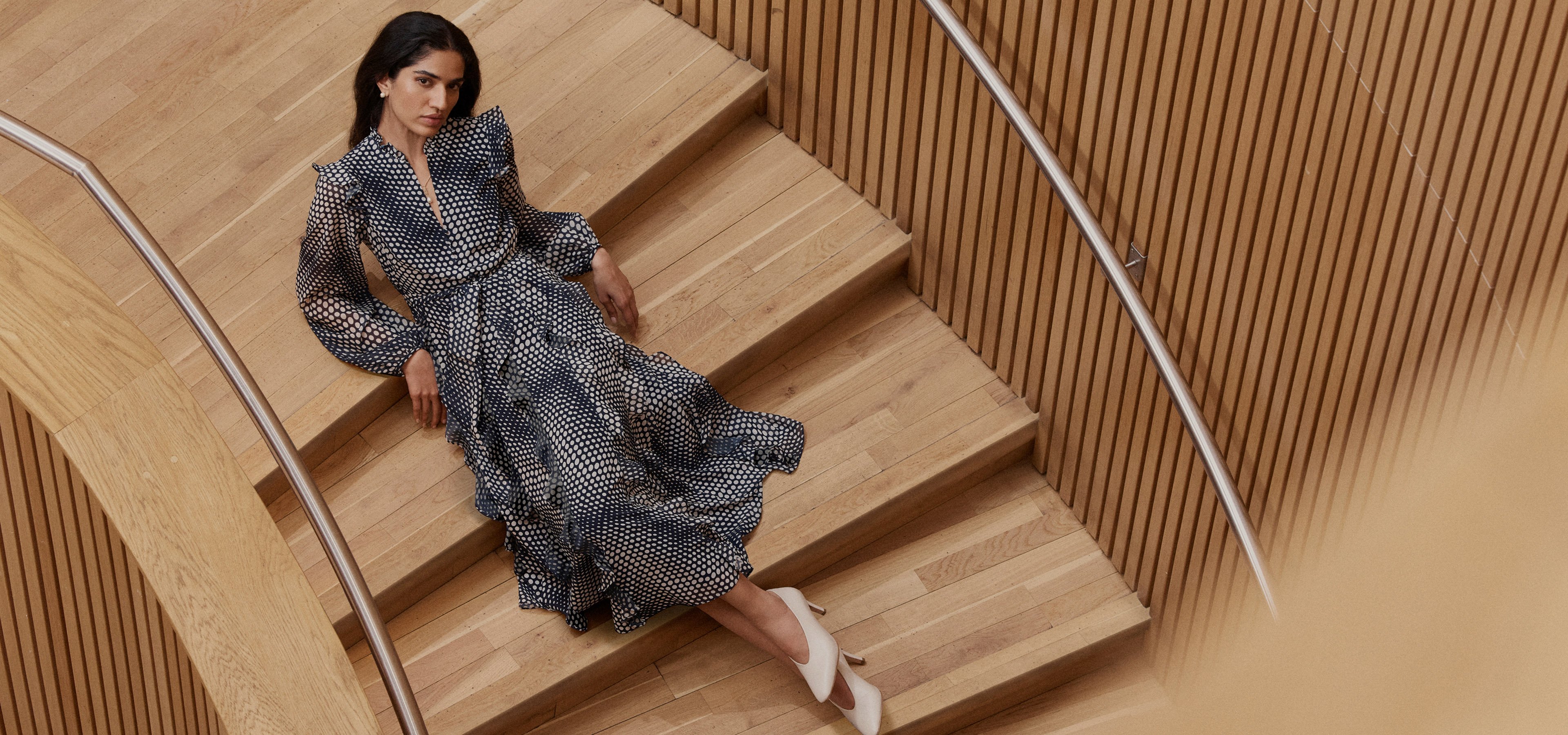 What To Wear To A Wedding