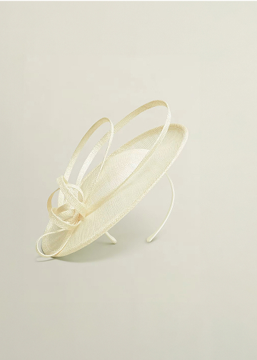 A gallery of six product images of Hobbs fascinators.