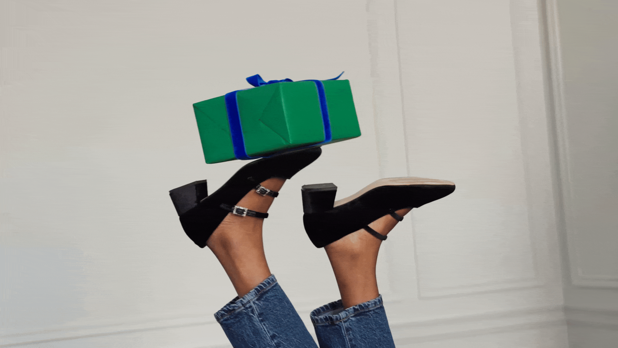 Hobbs Black Friday Event