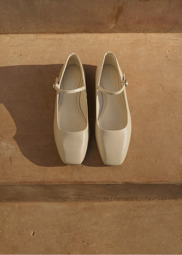 Hobbs Shoes