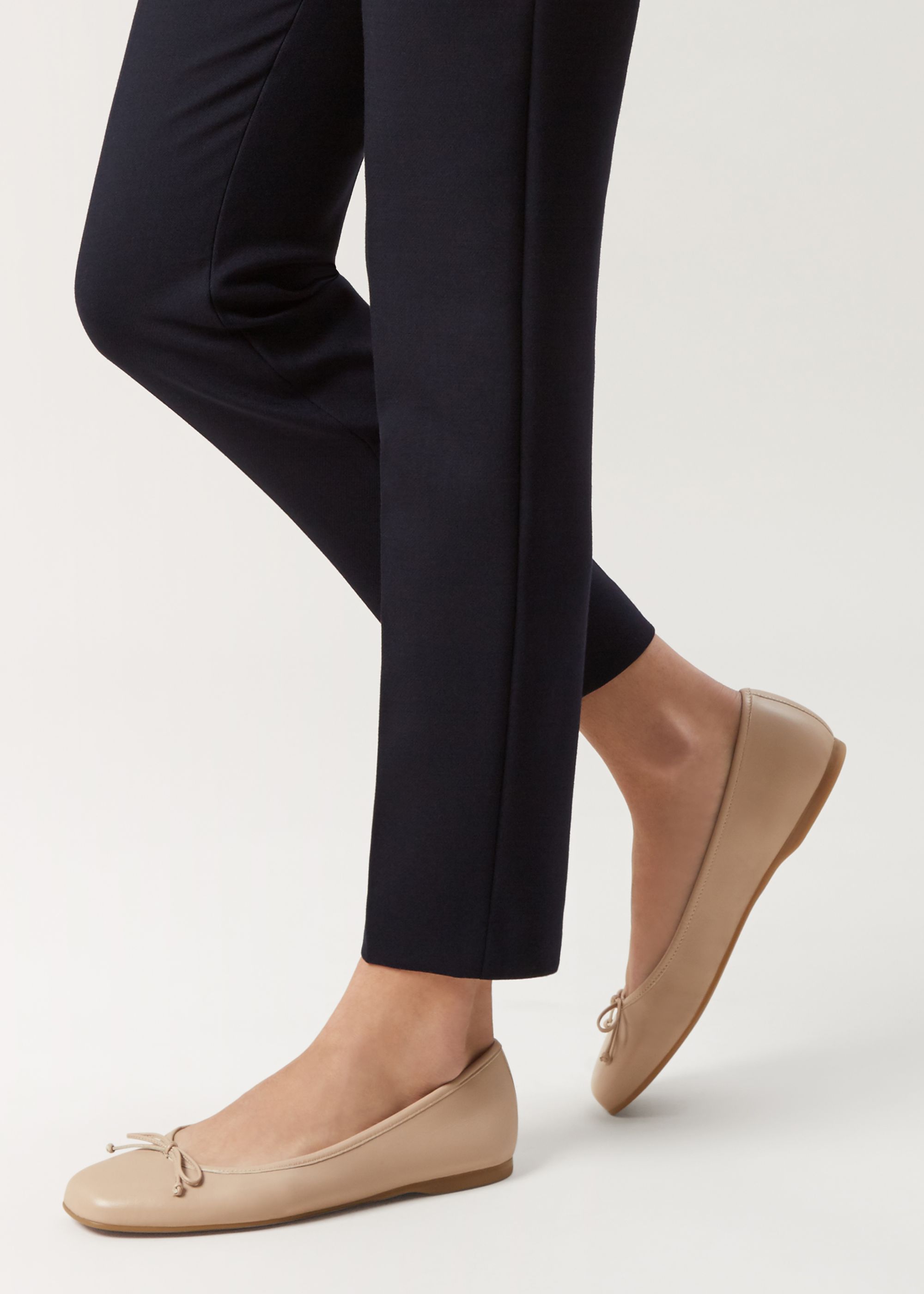 Hobbs Women Prior Ballerina